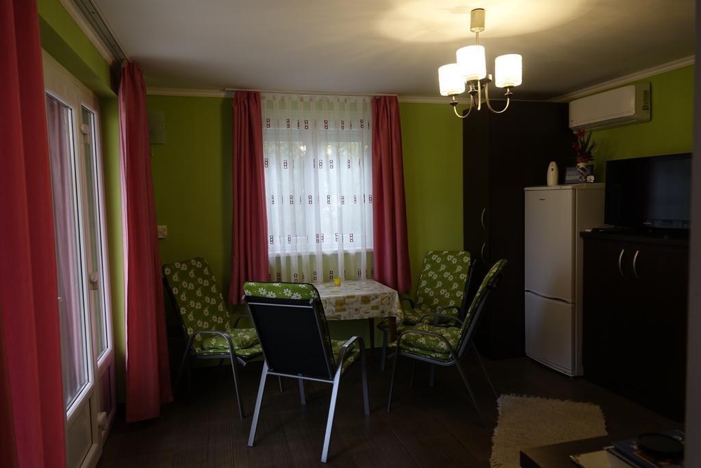 Mesteri Apartman Exteriör bild