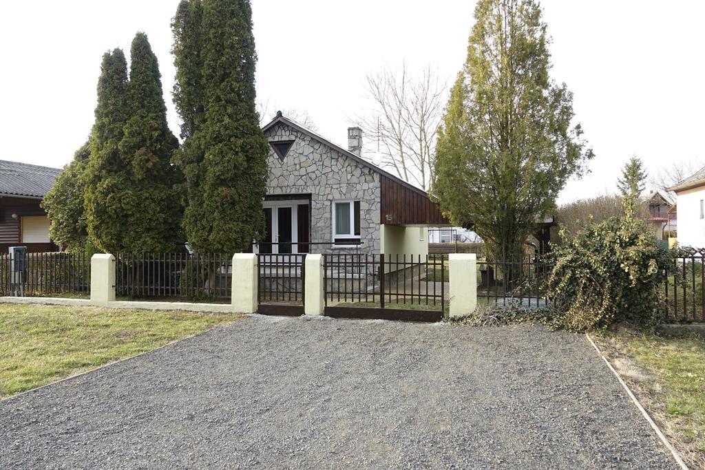 Mesteri Apartman Exteriör bild
