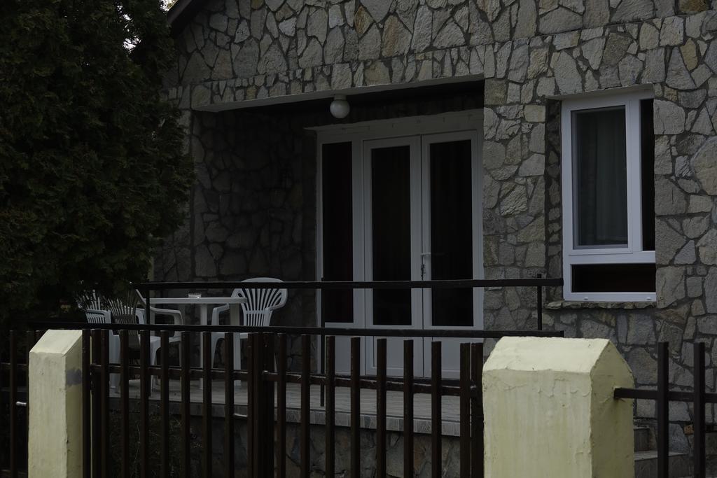 Mesteri Apartman Exteriör bild